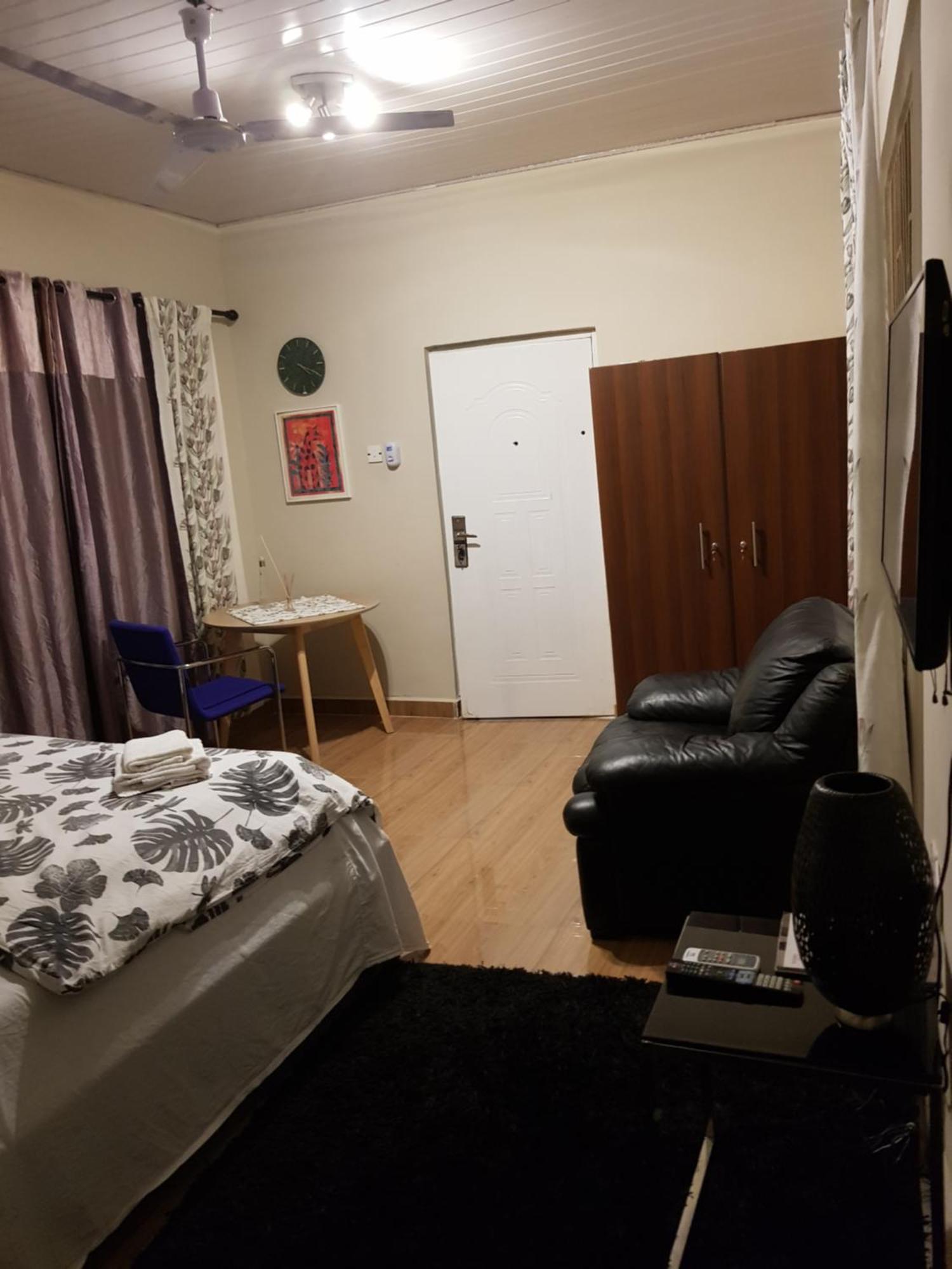 Nana Adu Guest House Koforidua Eksteriør bilde