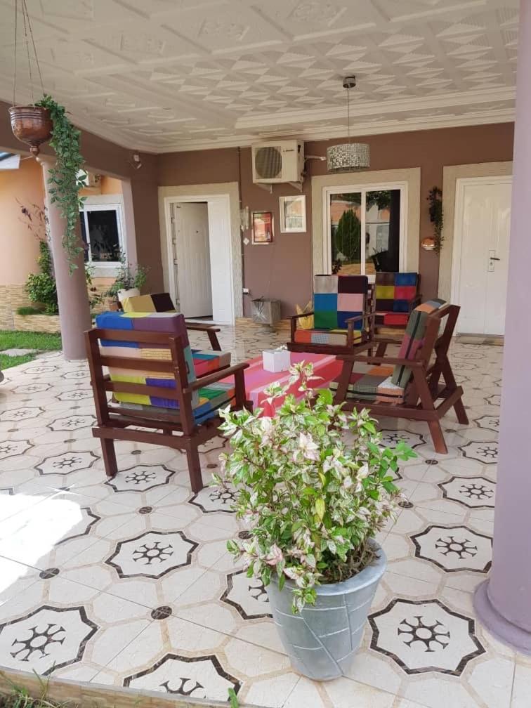Nana Adu Guest House Koforidua Eksteriør bilde