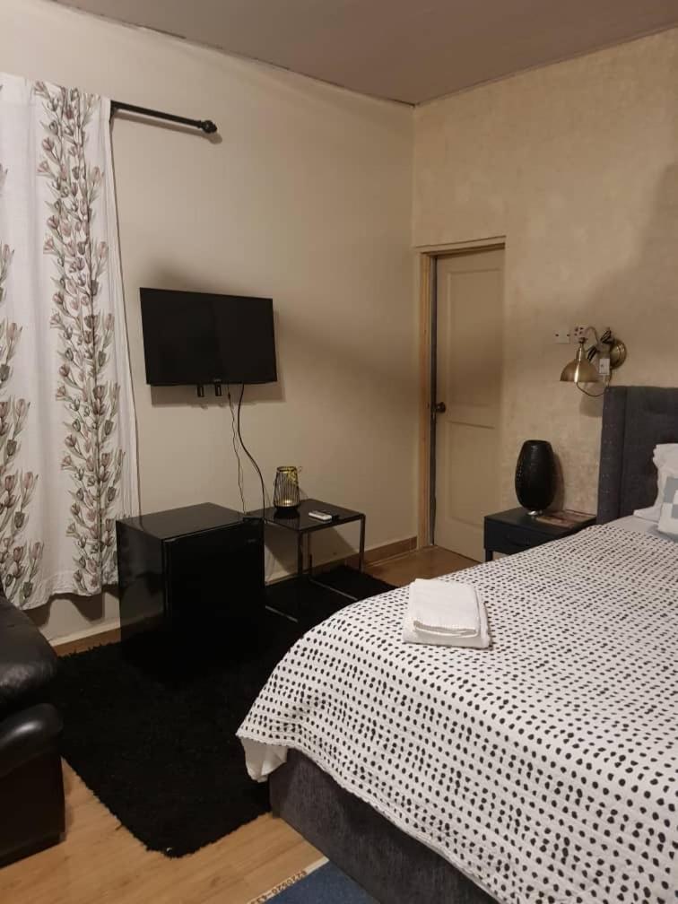 Nana Adu Guest House Koforidua Eksteriør bilde
