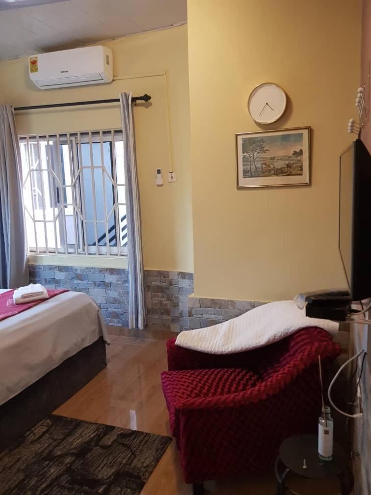Nana Adu Guest House Koforidua Eksteriør bilde
