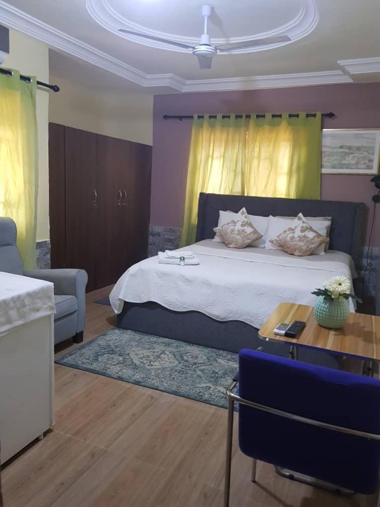 Nana Adu Guest House Koforidua Eksteriør bilde
