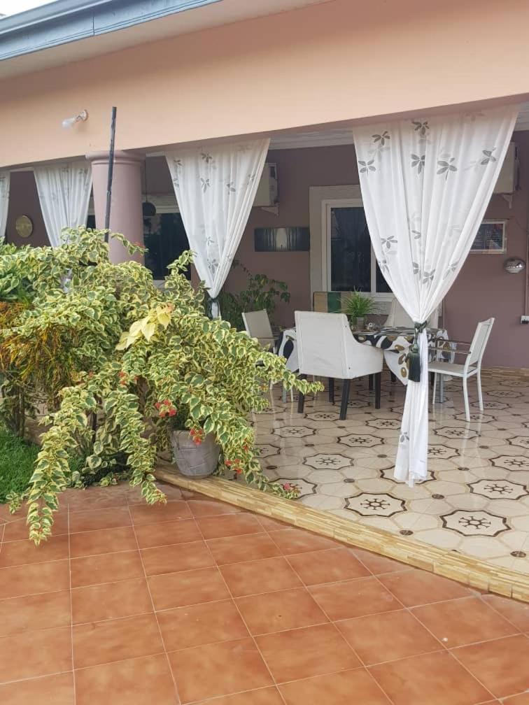 Nana Adu Guest House Koforidua Eksteriør bilde